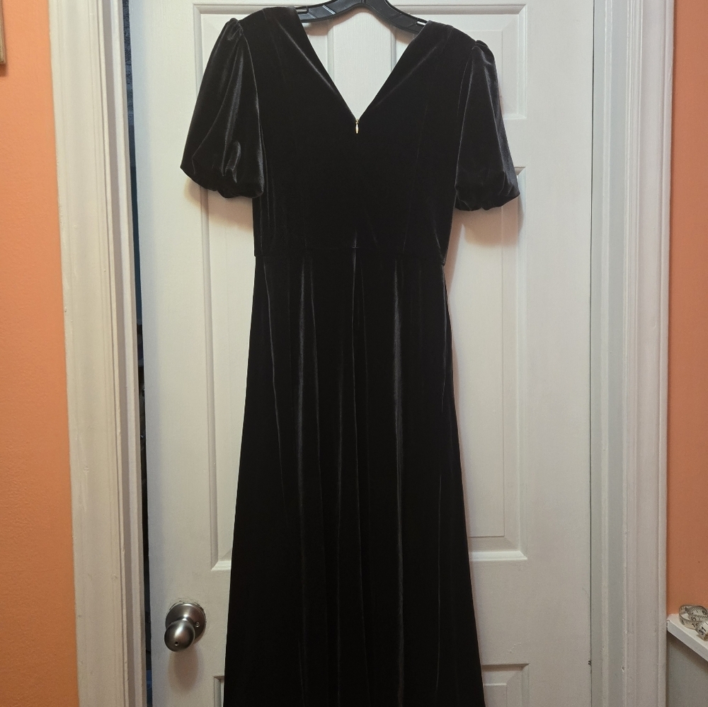 NWT,Draper James,Love Circle, Luxury Black Velvet, Midi Dress,Stunning,Size 0 - Picture 9 of 10